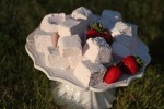 Strawberry Marshallows! (With Fresh Strawberry Puree)…